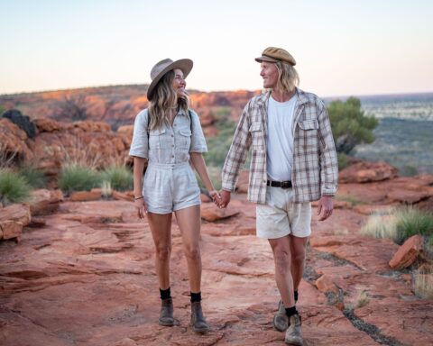 Feel on top of the world as you walk along the towering red rock cliffs of Kings Canyon and take in views of the forest of palms below.Watarrka National Park is only three hours